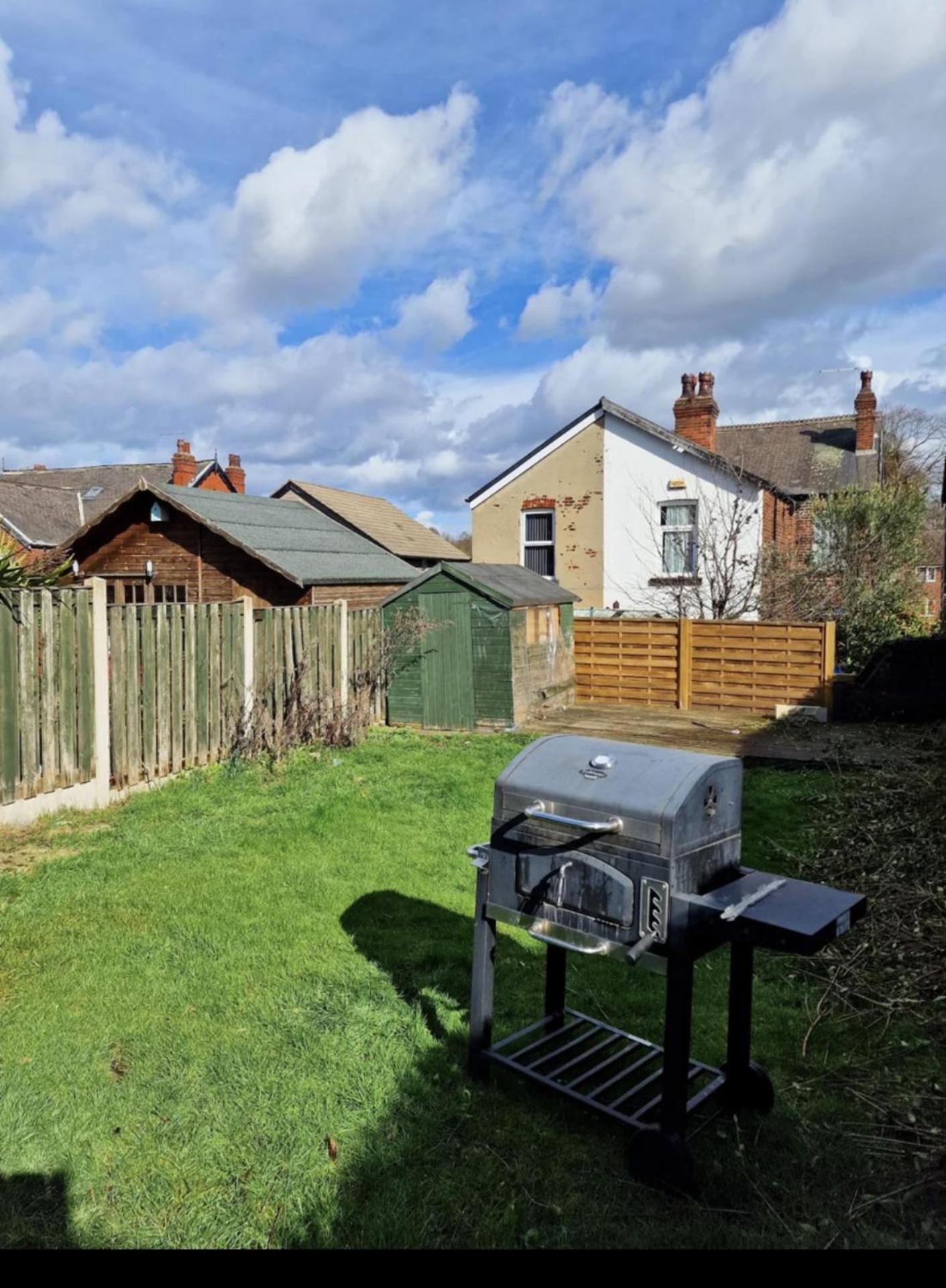 Charming 3 Bedroom House In Sheffield Exterior photo